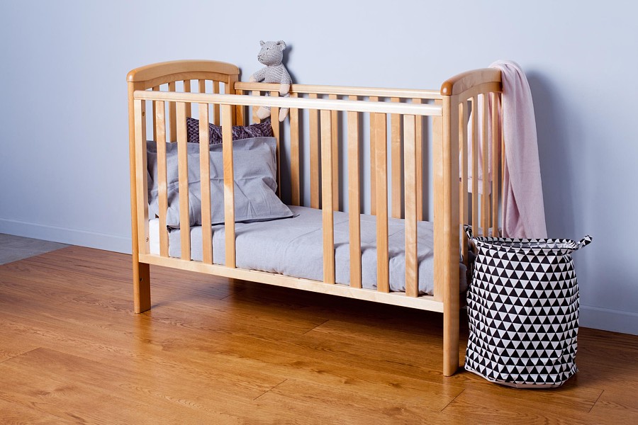 Troll Nicole Crib 120x60 removable rungs of solid massive wood / colour natural